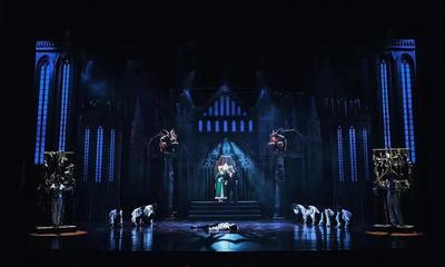 杜海涛首演舞台剧爆笑贺岁,《王子奇遇记》带你穿越到3618年的未来